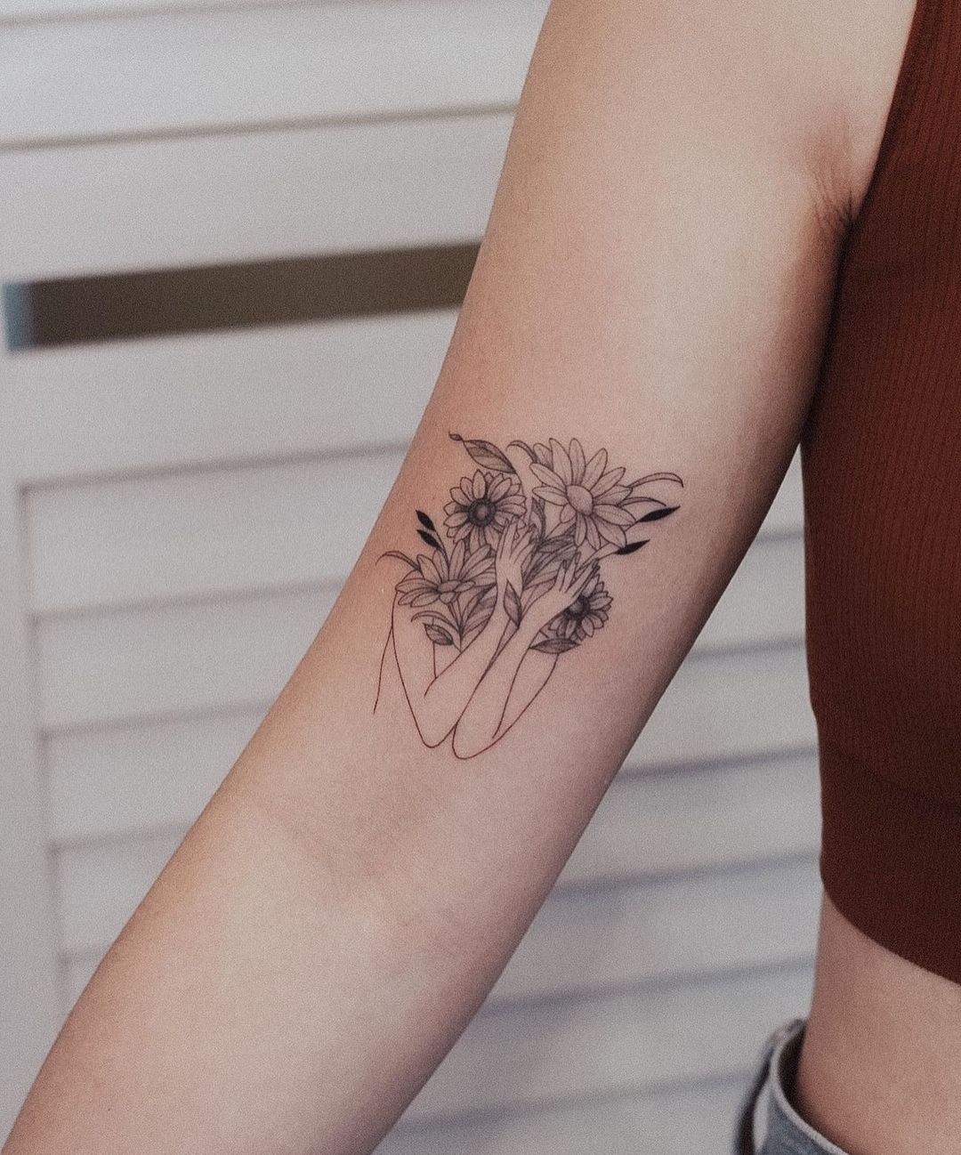 Black and White Daisy Flower Tattoo on Arm