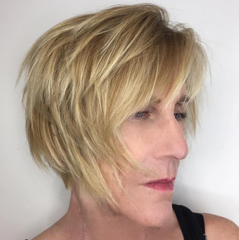 Short Layered Cut For Long Faces